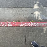 Graffiti at 101–125 Lombard St, San Francisco 94111