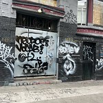 Graffiti at 999 Geary St