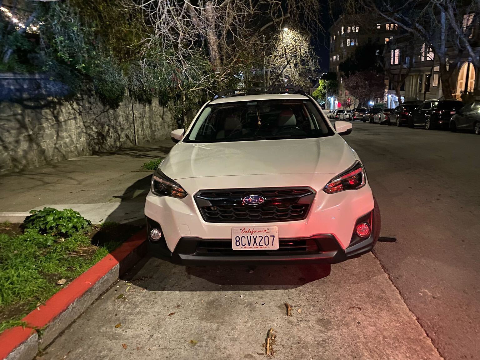 Photo of car in the street with license plate 8CVX207 in California