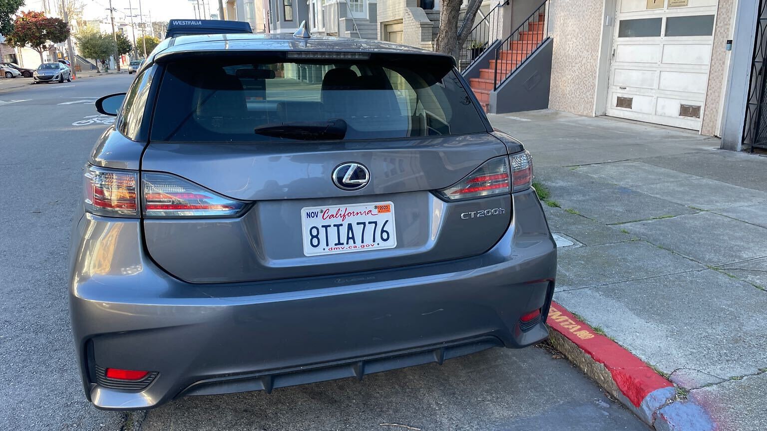 Photo of car in the street with license plate 8TIA776 in California