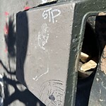Graffiti at Vallejo St & Battery St