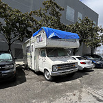 Abandoned Vehicles at 500–556 York St, San Francisco 94110
